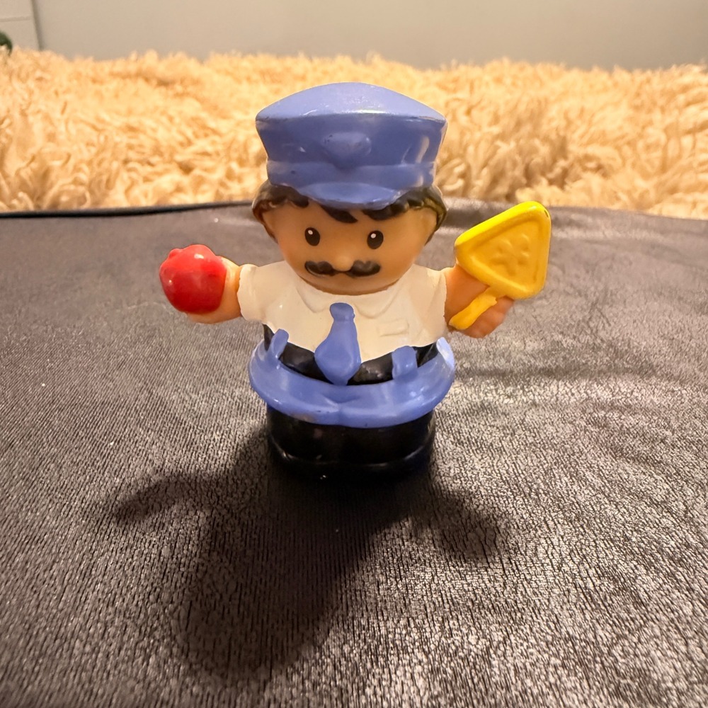 Fisher-Price Little People Police Officer Kids OS Blue Good Apple Sign 2005